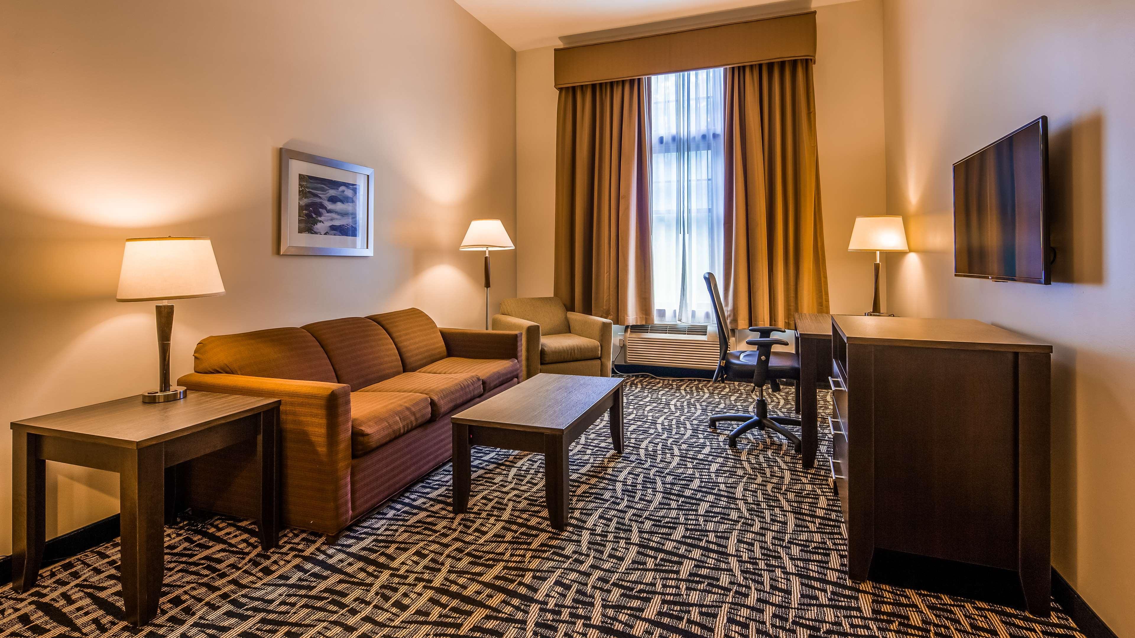 Best Western Plus The Inn & Suites At The Falls Poughkeepsie Esterno foto
